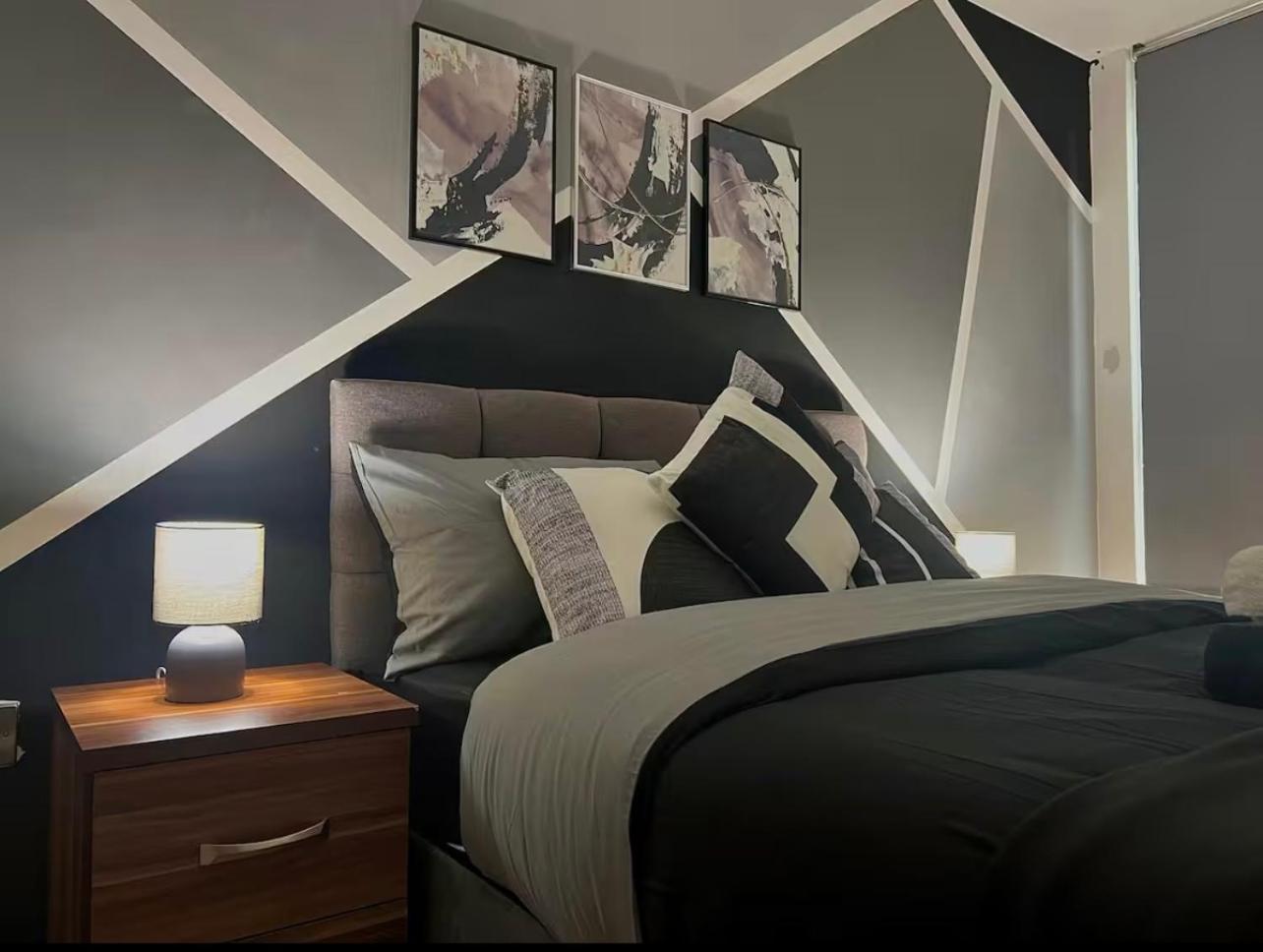 Penthouse Gem, Central, Scenic Views, Stylish, Modern, City Centre 2Br Sheffield Exteriér fotografie