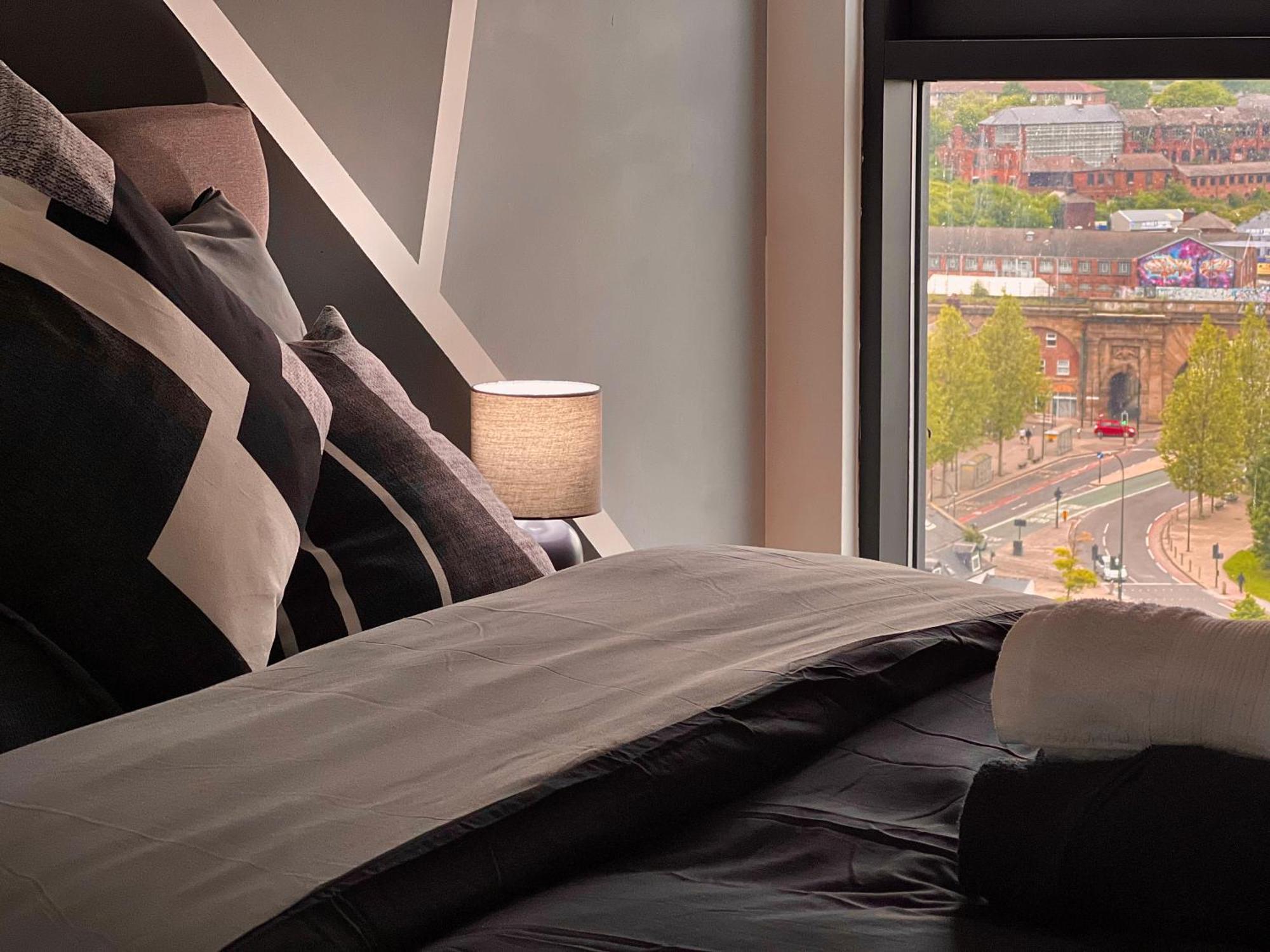 Penthouse Gem, Central, Scenic Views, Stylish, Modern, City Centre 2Br Sheffield Exteriér fotografie